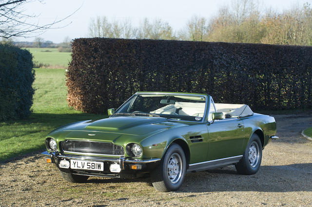 Aston Martin V8 Volante